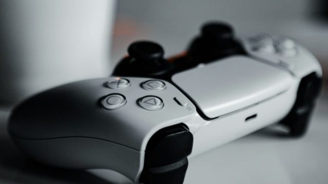 Your Essential Guide to Downloading Popular Esports Games
